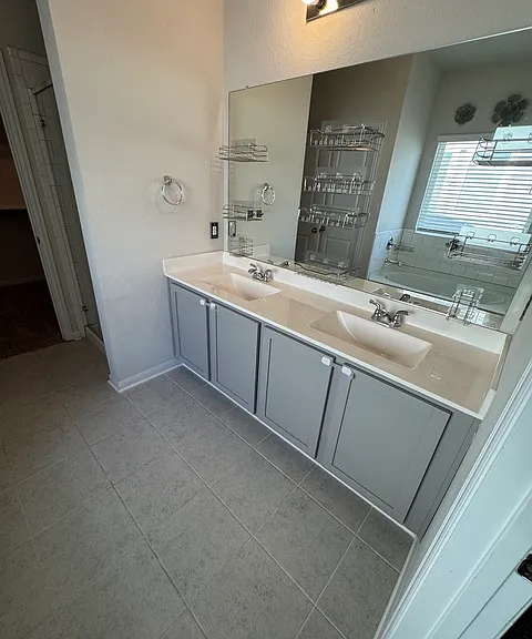 7510 Boxing Elm — Photo 35
