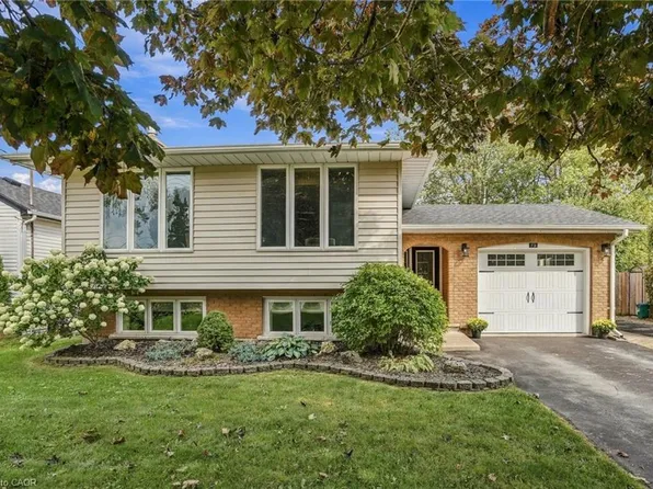 39 Rosemount Ave, Pt Colborne, ON L3K 5P8