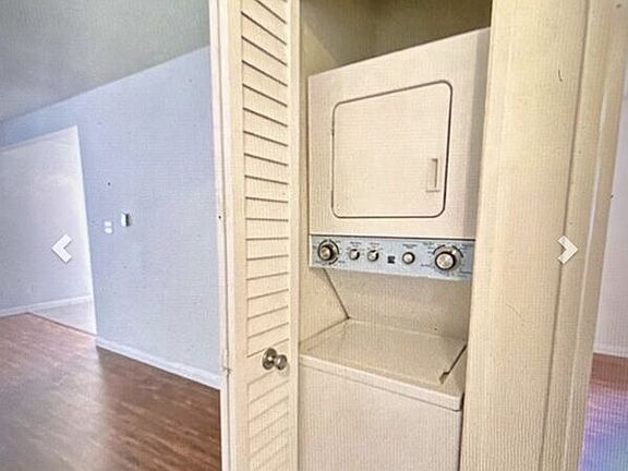 5th image of 1868 10th St APT 6