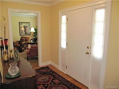 2nd image of 9304 Lakeland Dr