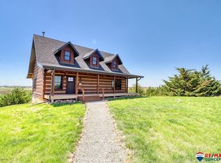 4949 Little Salt Rd, Ceresco, NE 68017