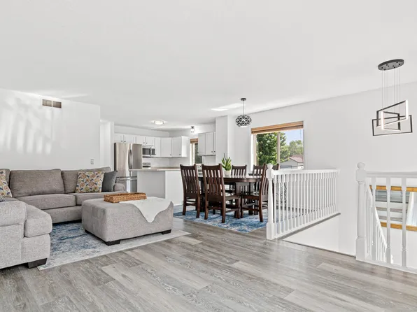 7421 University Ave NE, Fridley, MN 55432