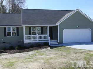 100 Hunters Point Ct, Angier, NC 27501