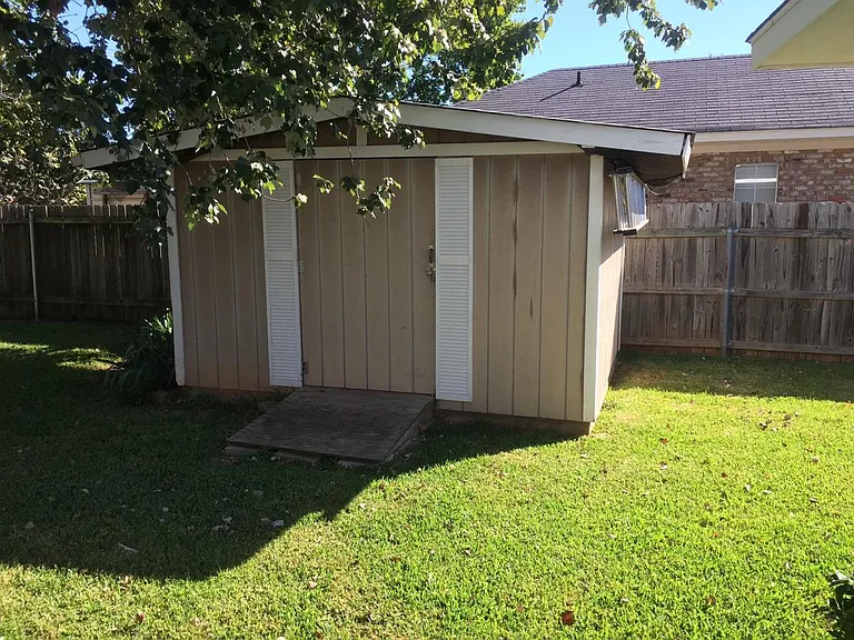 Storage shed