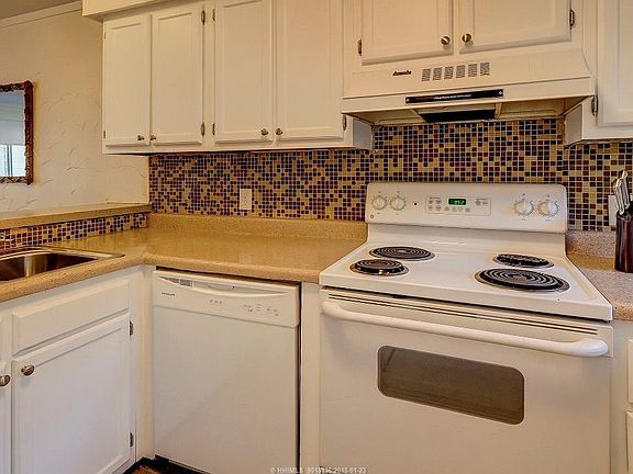 3rd image of 663 William Hilton Pkwy APT 2115