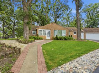 37W961 Bowes Rd, Elgin, IL 60124