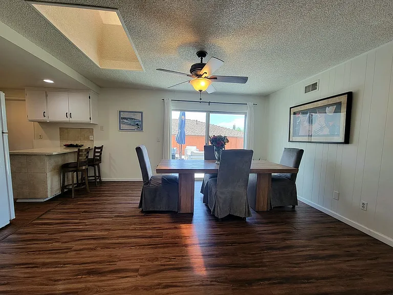 7620 Lone Star St — Photo 12