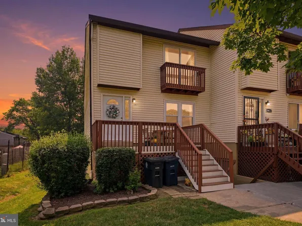 11431 Laurelwalk Dr #121, Laurel, MD 20708