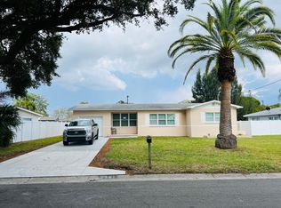 7381 111th St, Seminole, FL 33772
