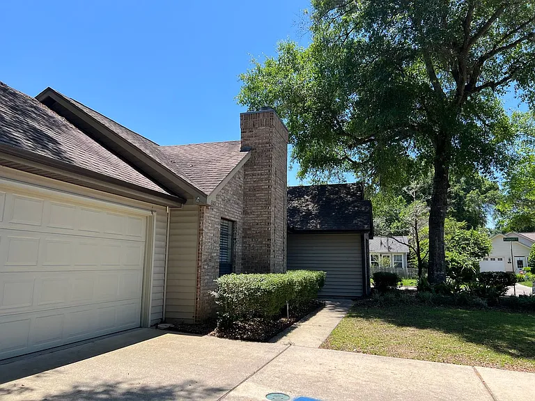 2605 Yarmouth Ln — Photo 33