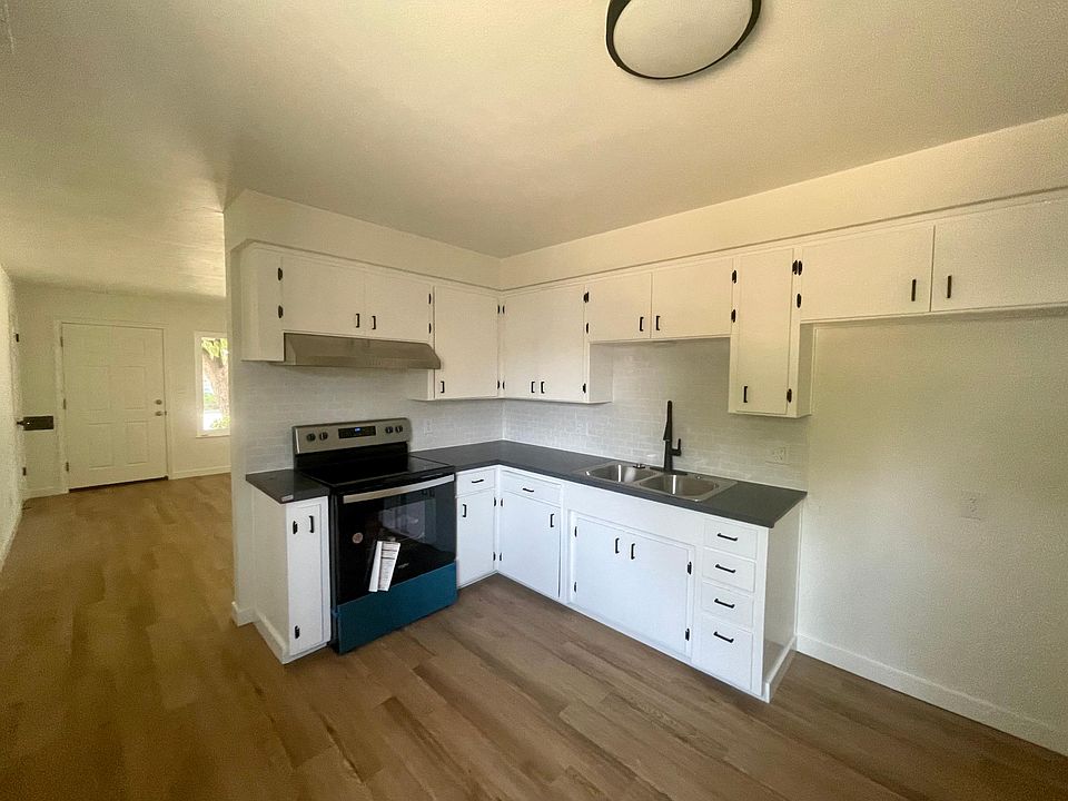 1st image of 708 N Mills Ave