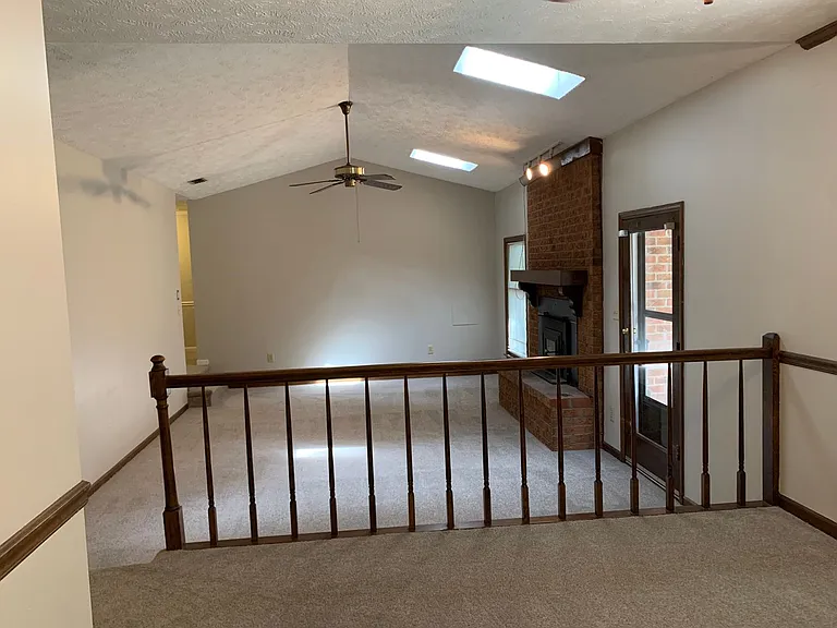 5805 Tuckertown Ln — Photo 8