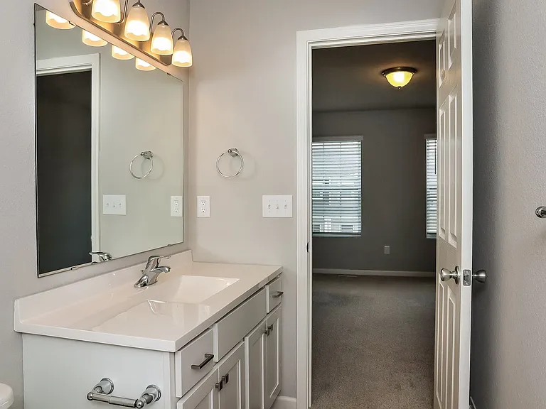 1304 Timber Hollow Ct — Photo 10