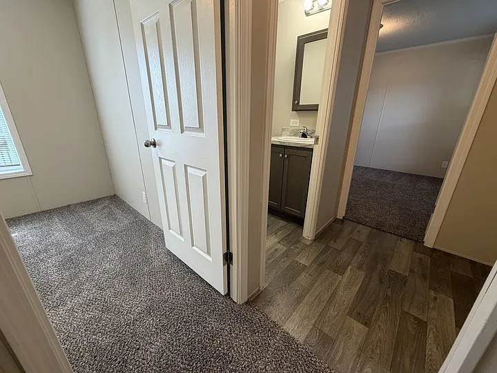 38000 Le Chateau Blvd #445 — Photo 12