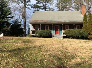 2504 Brookforest Ct, Midlothian, VA 23112