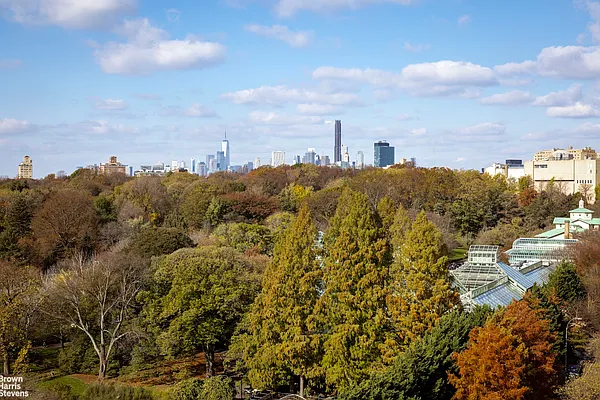 Rented by Brown Harris Stevens | media 9