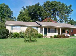 10 Meadow Ln, Searcy, AR 72143