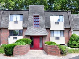 217 High Path Rd UNIT 217, Windsor, CT 06095