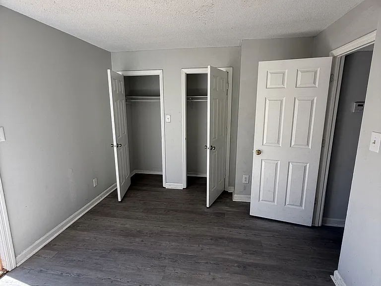 413 Anderson Ave #D1 — Photo 2
