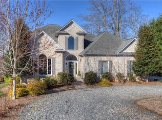1693 Waterford Pointe Rd, Lexington, NC 27292