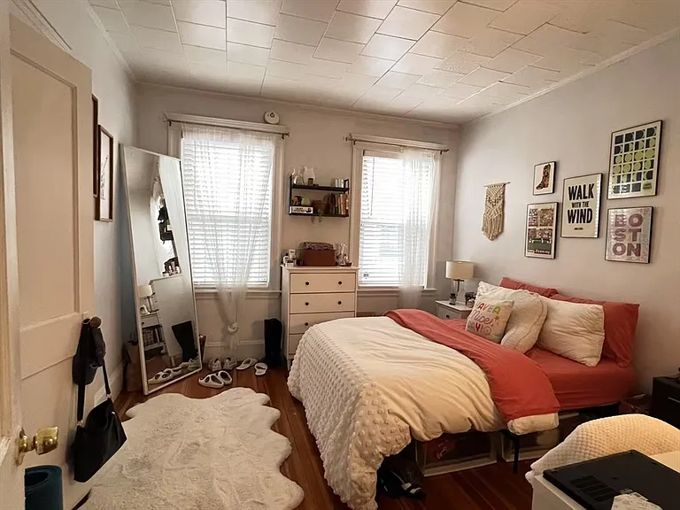 21 Chester St #2 — Photo 5