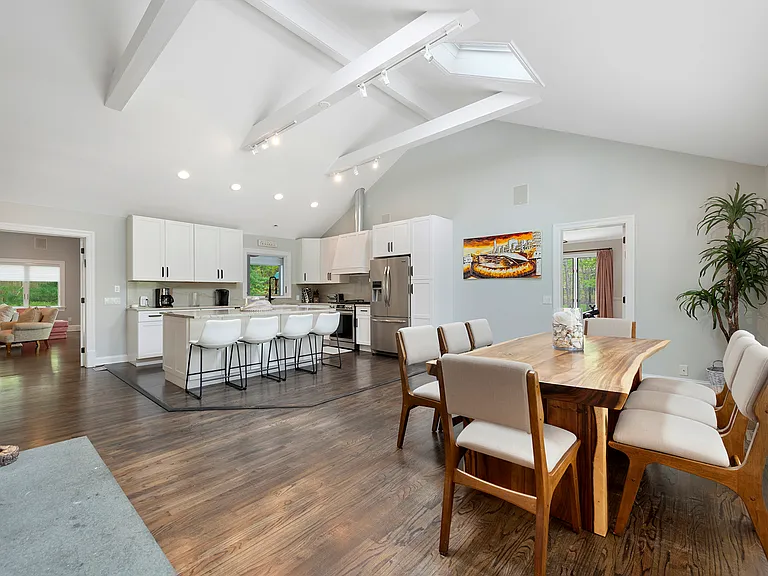 541 Wainscott Northwest Rd — Photo 5