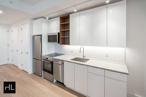 Rented by Highline Residential | media 2