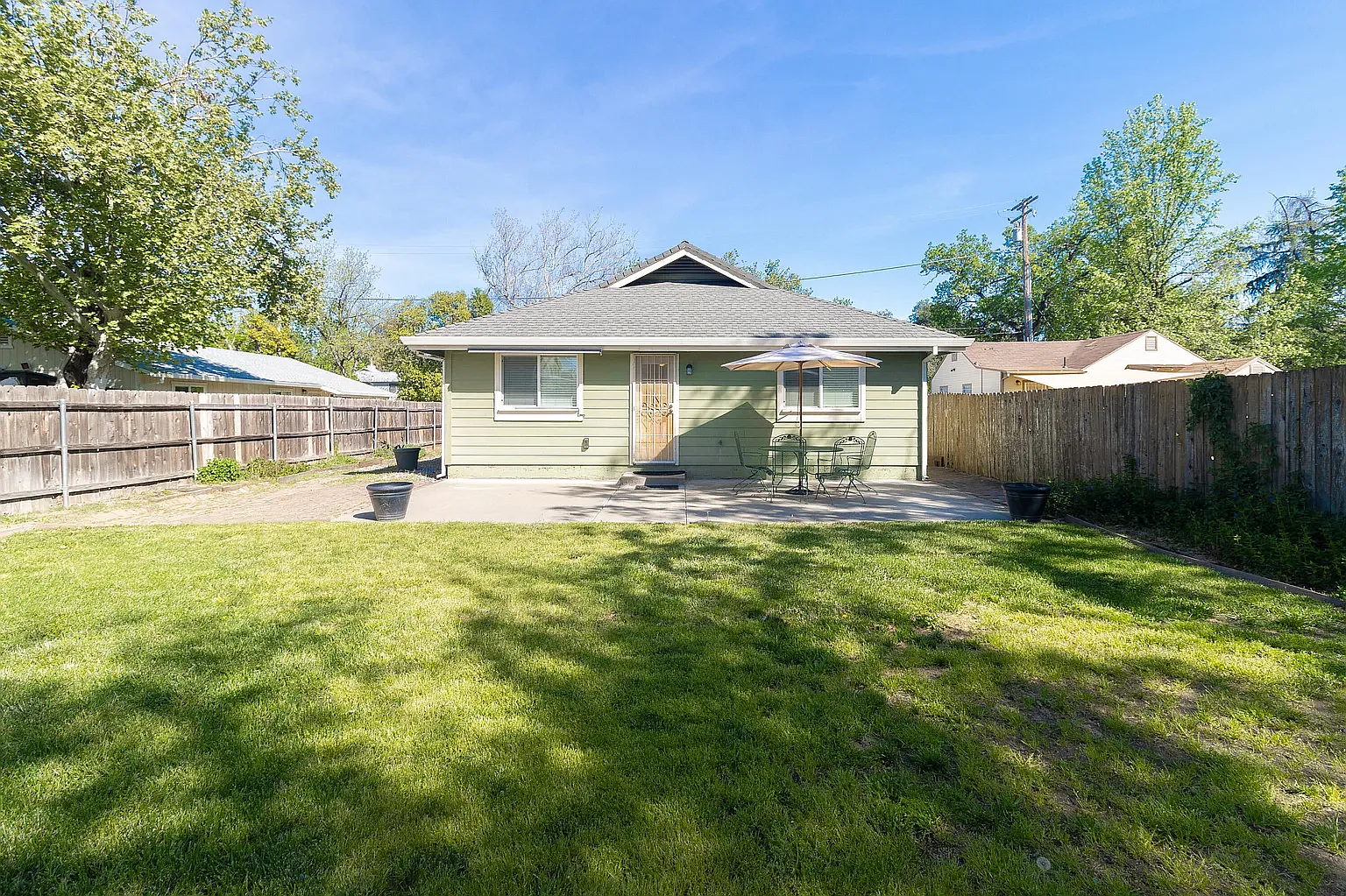 3 bed, 1332 sqft, $2,150 — Photo 4