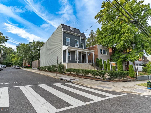 2353 S St SE, Washington, DC 20020