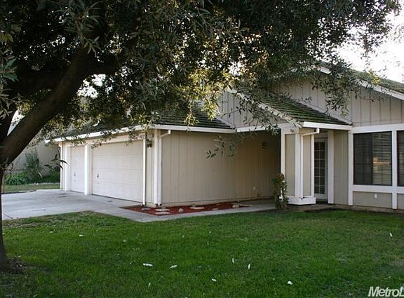 5th image of 4113 Godfrey Dr