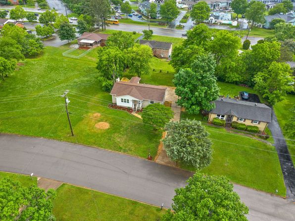 7419 Stacy Dr, Nashville, TN 37221