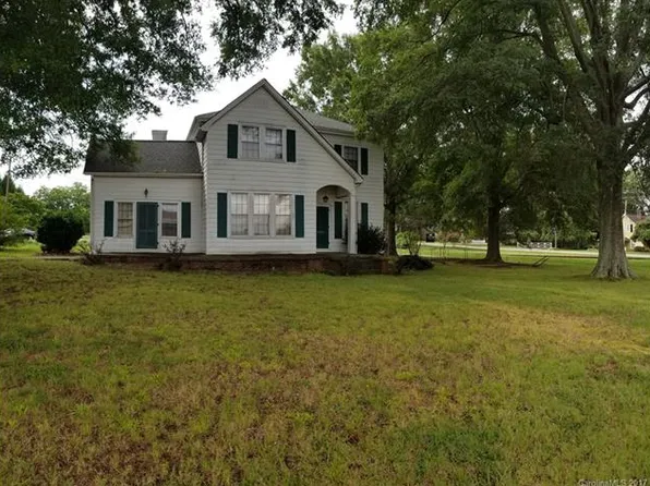 102 McLurd Dr, Stanley, NC 28164