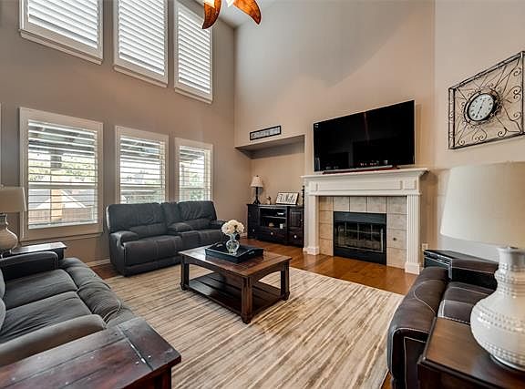 5th image of 1310 Scarboro Hills Ln