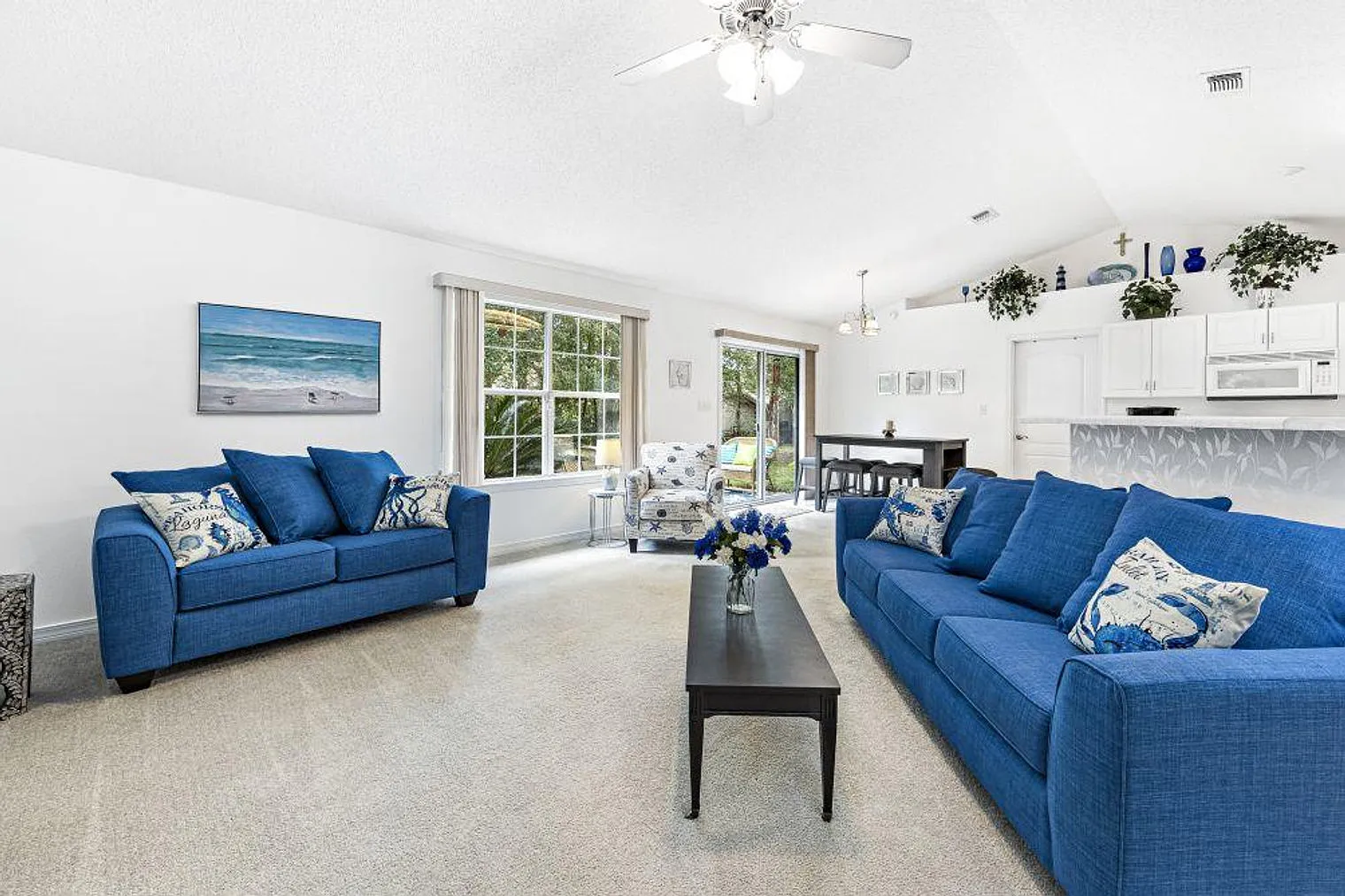 3 bed, 2.0 bath, 1496 sqft, $3,990 — Photo 1