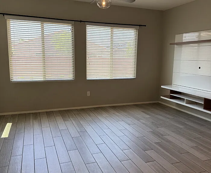 918 E Prairie Field Ln — Photo 4