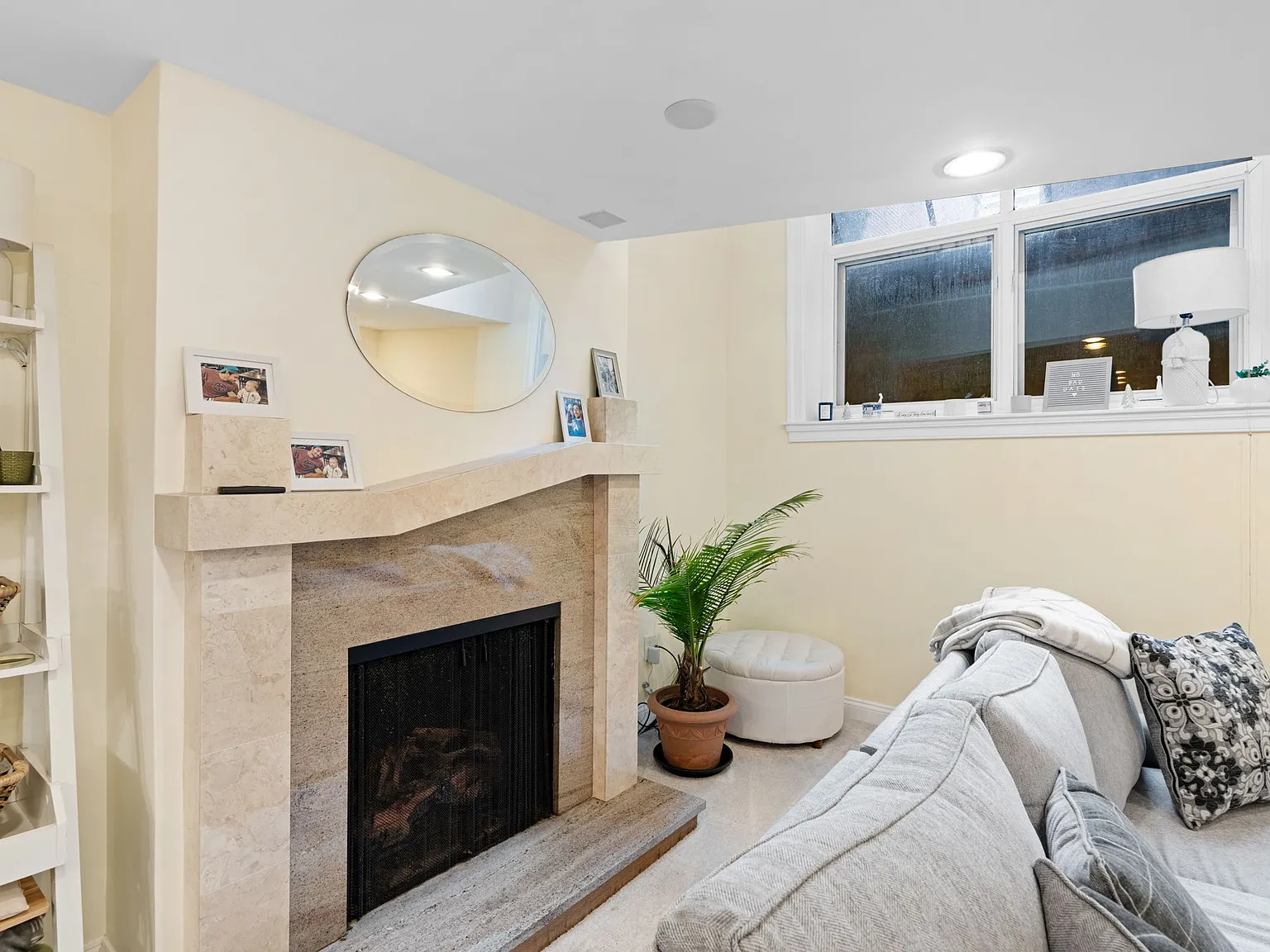 2 bed, 1.5 bath, 1368 sqft, $2,700 — Photo 4