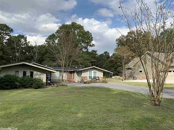 3rd image of 1206 Palisade Cir
