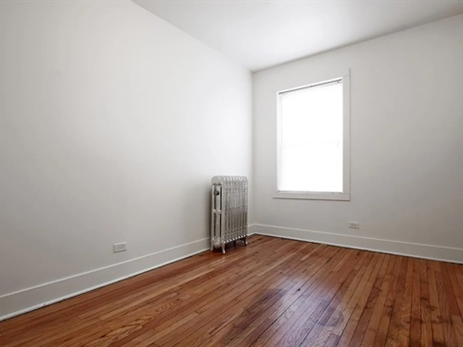 7057 S Princeton — Photo 2