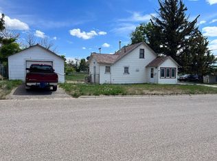 137 4th Ave SW, Cut Bank, MT 59427