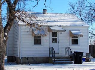 325 19th St N, Fargo, ND 58102
