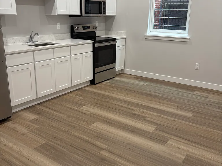 1829 W Diamond St #2F — Photo 1