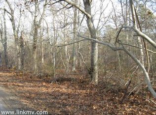 664 Old County Rd, Tisbury, MA 02568