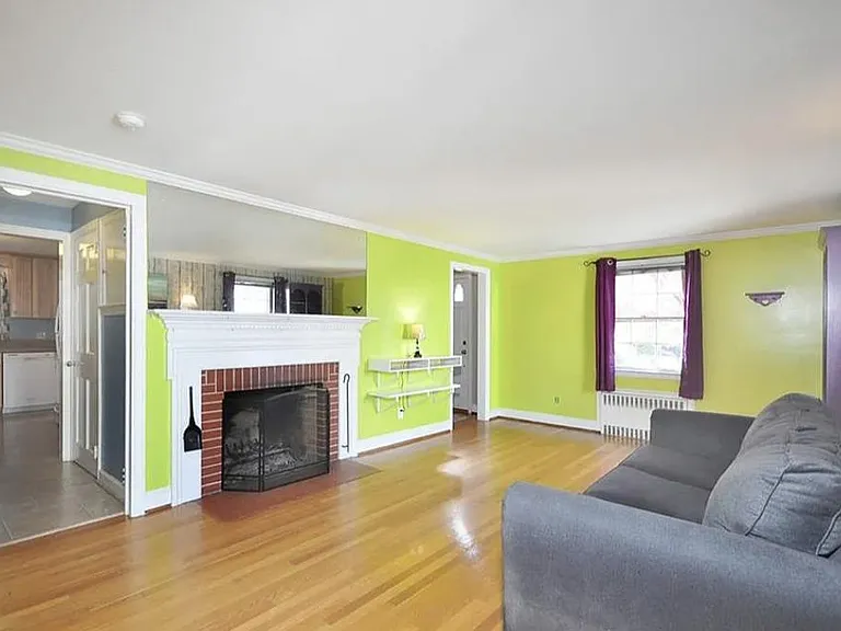 120 Caya Ave — Photo 2