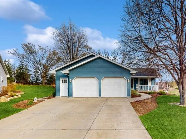 912 Bennett COURT, Walworth, WI 53184