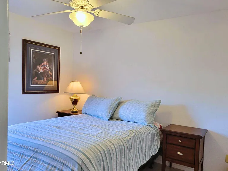 10080 E Mountain View Rd #127 — Photo 17