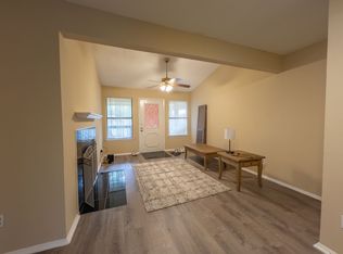 806 W 24th St #334, Austin, TX 78705