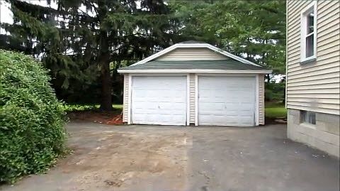 3rd image of 213 Laurel St