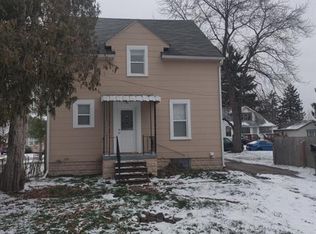 45 W Strathmore Ave, Pontiac, MI 48340