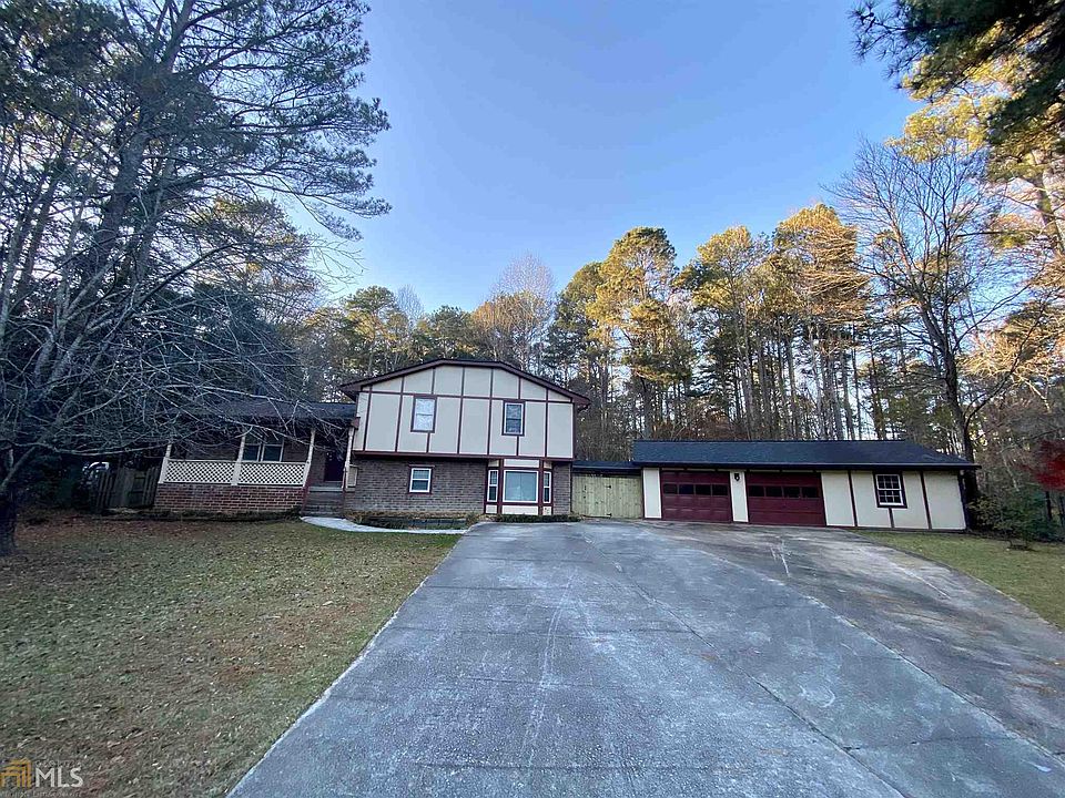 1st image of 1492 Creekland Cv