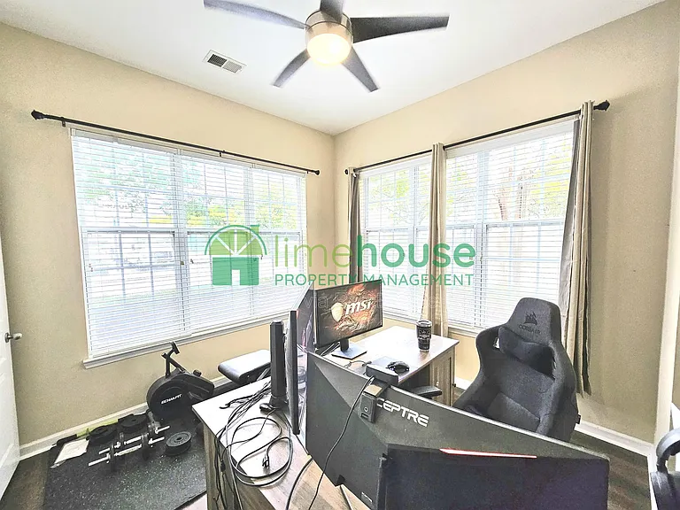 1400 Granby St #104 — Photo 15